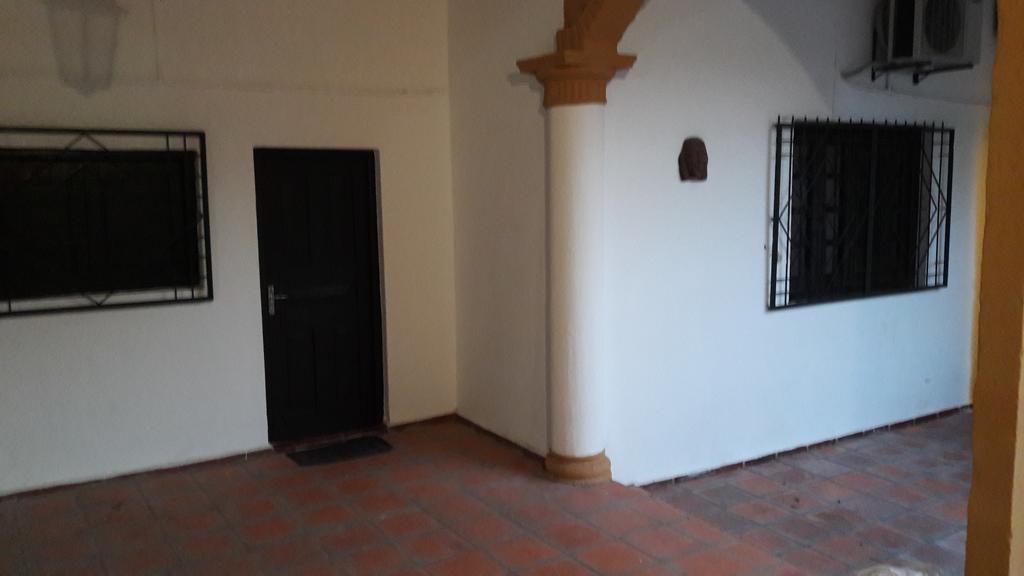 אסונסיון Residencia Leones De Castilla מראה חיצוני תמונה
