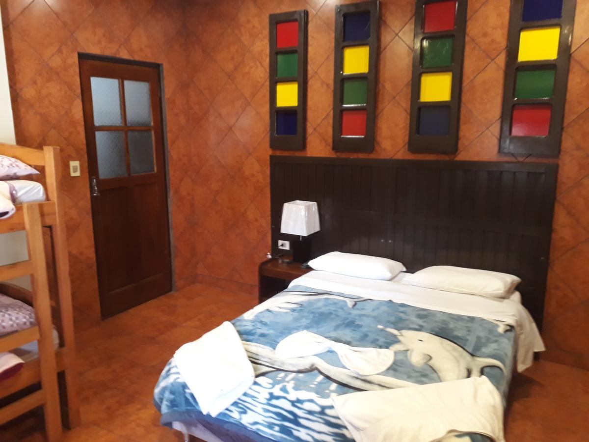 אסונסיון Residencia Leones De Castilla מראה חיצוני תמונה